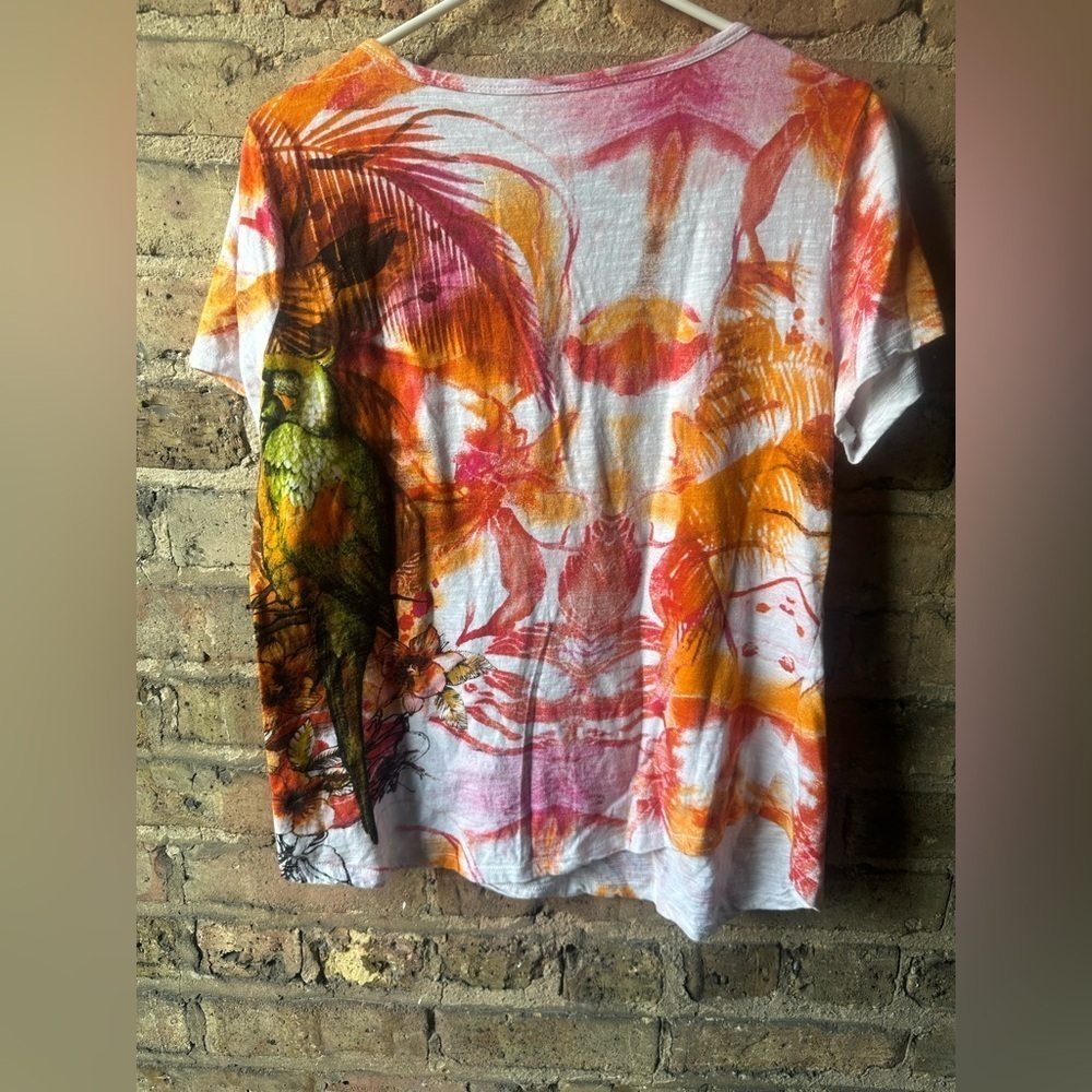 Colorful Parrot Print Women's Top - Picture 2 of 5